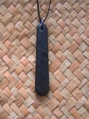 Roimata (Teardrop) 2.5 Inch